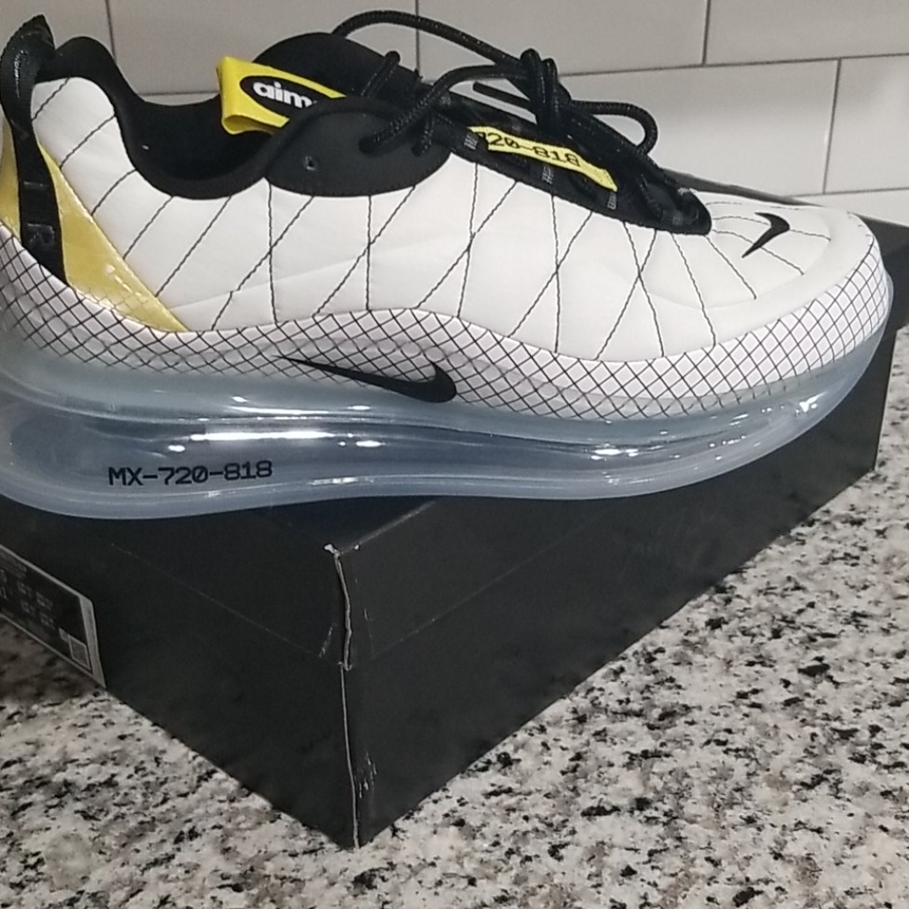 Nike MX 720 818 Air Max